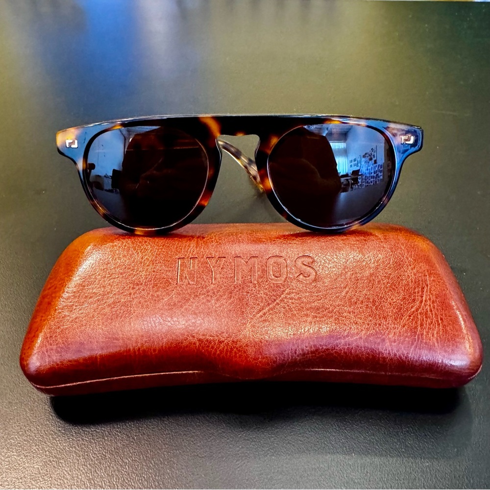 Studio Nymos Tortoise Shell Sunglasses - Picture 2 of 9